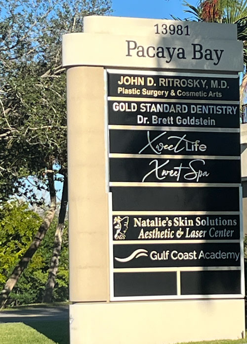 Eco-Friendly-Roof-Cleaning-Pylon-Sign Pressure washed pylon sign